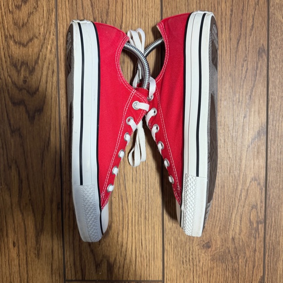 [Used] Converse All-Stars // Men Size 8 -  Women 10 - Picture 2 of 4